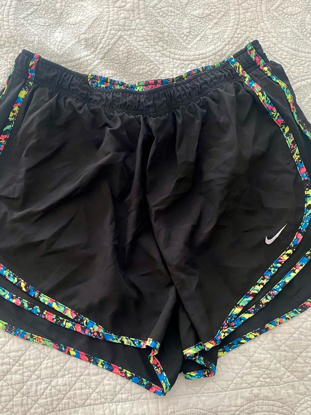 1x Nike Women’s Black Tempo Running Shorts with Multicolor Trim